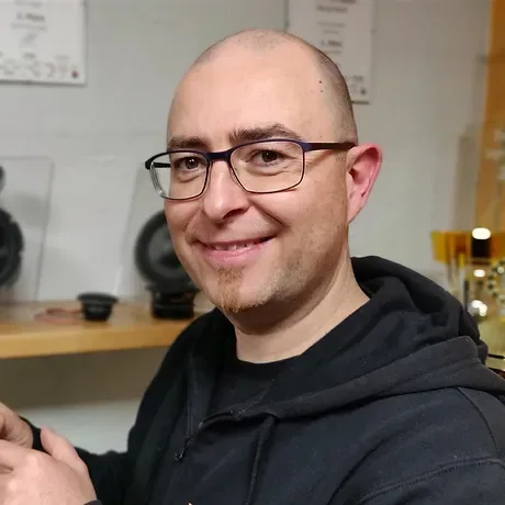 Martin Stangl – Auto-HiFi- und Dämmungs-Spezialist bei KFZ-Service Gschaider